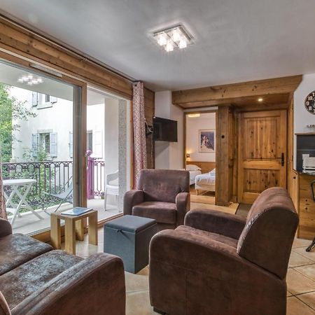 Villa Vallet- Newly Renovated 2 Bedroom Nestled Just Off The Main Street 샤모니 외부 사진