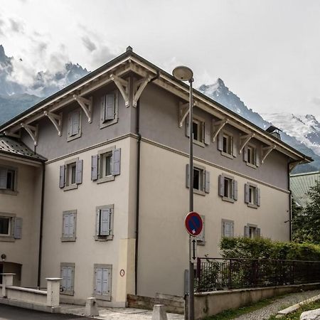 Villa Vallet- Newly Renovated 2 Bedroom Nestled Just Off The Main Street 샤모니 외부 사진